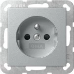 Gira 448526 Steckdose 16 A 250 V~ mit Erdungsstift und erhöhtem Berührungsschutz (Safety Plus) in Alu 
