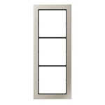 JUNG FDES2983 Rahmen 3fach, FLAT DESIGN, Edelstahl, senkrechte und waagerechte Montage 